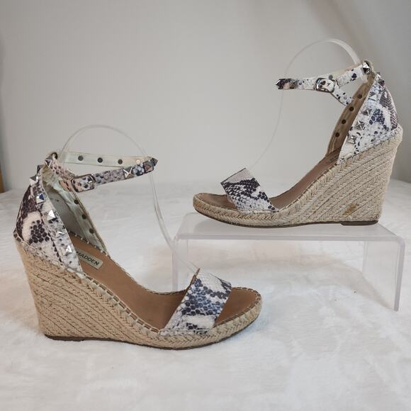 Steve Madden Heels 7.5 Espadrille Wedges Snakeskin Python Studded Spikes Ankle - Picture 2 of 13